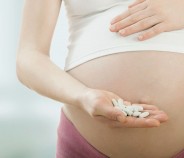 Uso de fármacos durante el embarazo y la lactancia